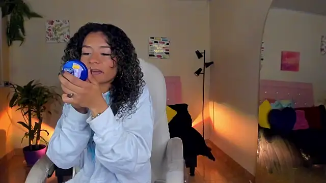 keyla roberts777 online show from 6, 1, 2025