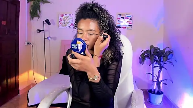 keyla roberts777 online show from 27, 1, 2025