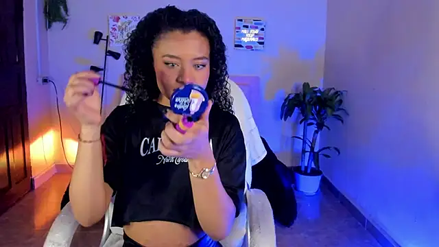 keyla roberts777 online show from 2, 2, 2025