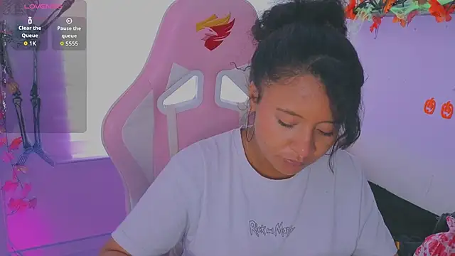 keyla roberts777 online show from 15, 10, 2025