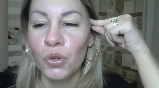 Snapshot of TherestlessKitty chatting on 19, 1, 2025 TherestlessKitty online show from 19, 1, 2025