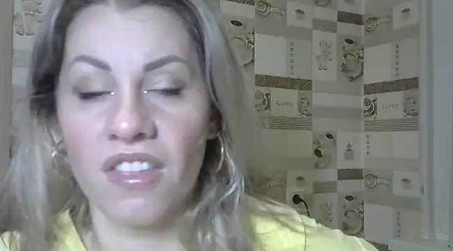 Snapshot of TherestlessKitty chatting on 25, 1, 2025 TherestlessKitty online show from 25, 1, 2025