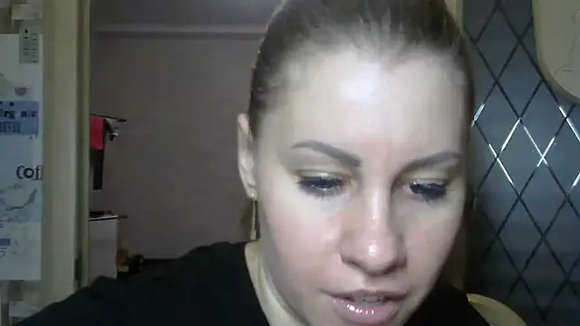 Snapshot of TherestlessKitty chatting on 6, 3, 2025 TherestlessKitty online show from 6, 3, 2025