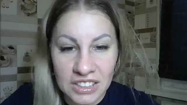 Snapshot of TherestlessKitty chatting on 13, 9, 2025 TherestlessKitty online show from 13, 9, 2025