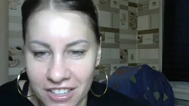 Snapshot of TherestlessKitty chatting on 7, 10, 2025 TherestlessKitty online show from 7, 10, 2025