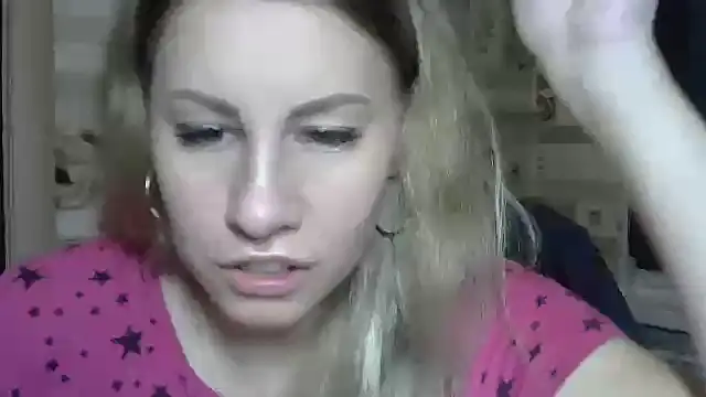 Snapshot of TherestlessKitty chatting on 10, 10, 2025 TherestlessKitty online show from 10, 10, 2025