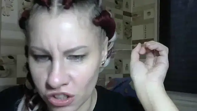 Snapshot of TherestlessKitty chatting on 16, 10, 2025 TherestlessKitty online show from 16, 10, 2025