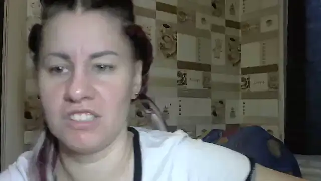 Snapshot of TherestlessKitty chatting on 18, 10, 2025 TherestlessKitty online show from 18, 10, 2025