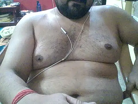 Snapshot of ARYANAVAILABLE chatting on 4, 11, 2025 ARYANAVAILABLE online show from 4, 11, 2025