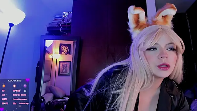 Snapshot of Irinaa_Scarlett chatting on 1, 1, 2025 Irinaa Scarlett online show from 1, 1, 2025