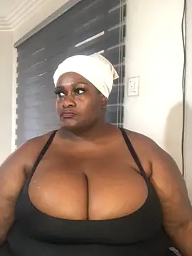 Snapshot of bustytitsxxx chatting on 15, 3, 2025 bustytitsxxx online show from 15, 3, 2025