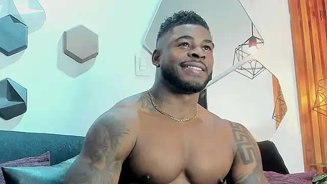 Snapshot of Makonneen chatting on 2, 1, 2025 Makonneen online show from 2, 1, 2025