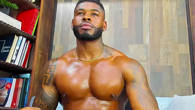 Snapshot of Makonneen chatting on 12, 2, 2025 Makonneen online show from 12, 2, 2025