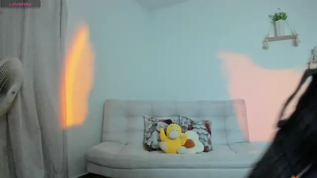 AprilDubois online show from 5, 12, 2024