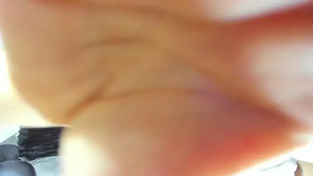 AprilDubois online show from 12, 2, 2025