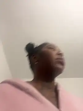 Goddess Nafeesha online show from 4, 11, 2025