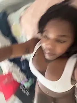 Goddess Nafeesha online show from 22, 11, 2025