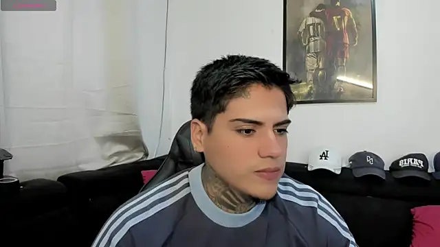 Snapshot of mad_maxxx2 chatting on 22, 10, 2025 mad maxxx2 online show from 22, 10, 2025