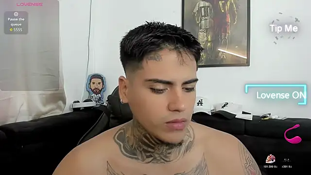 Snapshot of mad_maxxx2 chatting on 23, 11, 2025 mad maxxx2 online show from 23, 11, 2025