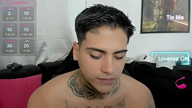 Snapshot of mad_maxxx2 chatting on 30, 11, 2025 mad maxxx2 online show from 30, 11, 2025