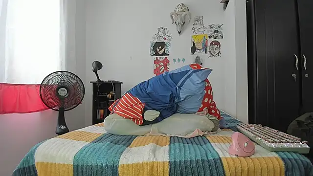 Snapshot of SonSett chatting on 10, 11, 2025 SonSett online show from 10, 11, 2025