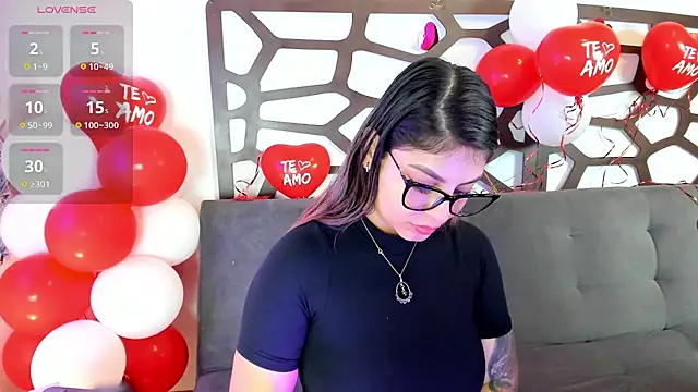 kaia cooper4 online show from 17, 2, 2025