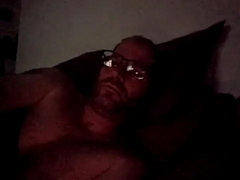 Snapshot of crazycam619 chatting on 26, 10, 2025 crazycam619 online show from 26, 10, 2025