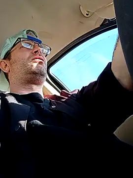 Snapshot of crazycam619 chatting on 4, 11, 2025 crazycam619 online show from 4, 11, 2025