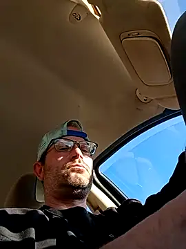 Snapshot of crazycam619 chatting on 6, 11, 2025 crazycam619 online show from 6, 11, 2025