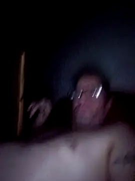 Snapshot of crazycam619 chatting on 12, 11, 2025 crazycam619 online show from 12, 11, 2025