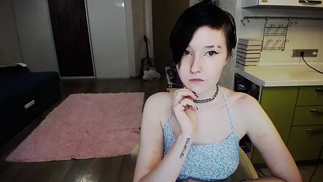 Snapshot of Kira_Bakker chatting on 15, 1, 2025 Kira Bakker online show from 15, 1, 2025