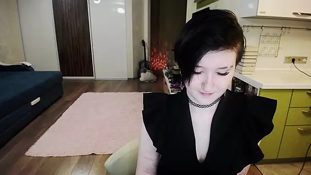 Snapshot of Kira_Bakker chatting on 2, 2, 2025 Kira Bakker online show from 2, 2, 2025