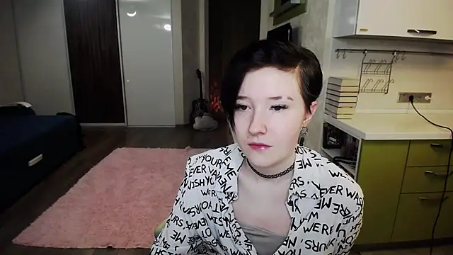 Snapshot of Kira_Bakker chatting on 3, 2, 2025 Kira Bakker online show from 3, 2, 2025