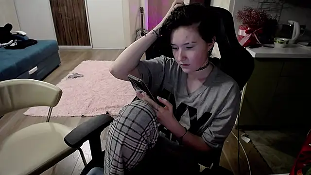 Snapshot of Kira_Bakker chatting on 22, 3, 2025 Kira Bakker online show from 22, 3, 2025