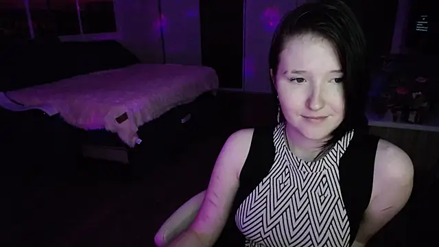 Snapshot of Kira_Bakker chatting on 3, 10, 2025 Kira Bakker online show from 3, 10, 2025