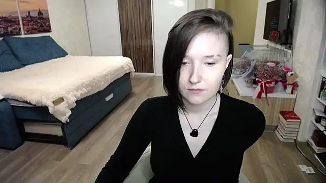 Snapshot of Kira_Bakker chatting on 22, 10, 2025 Kira Bakker online show from 22, 10, 2025