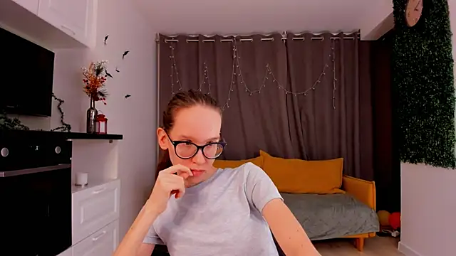 BettyBrowni online show from 30, 1, 2025