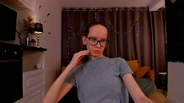 BettyBrowni online show from 2, 2, 2025
