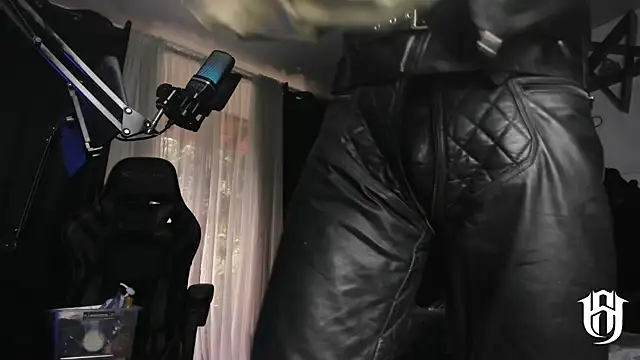 allanhurtss online show from 31, 12, 2024