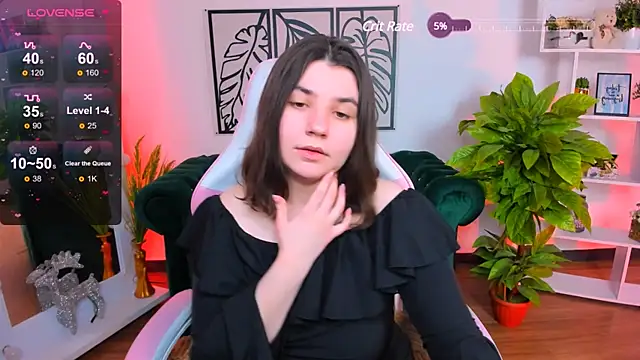Viola  Shy online show from 24, 1, 2025