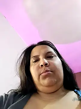 Snapshot of AvaChannel chatting on 21, 10, 2025 AvaChannel online show from 21, 10, 2025