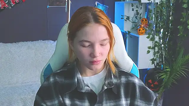 Snapshot of erikabrian chatting on 1, 11, 2025 erikabrian online show from 1, 11, 2025