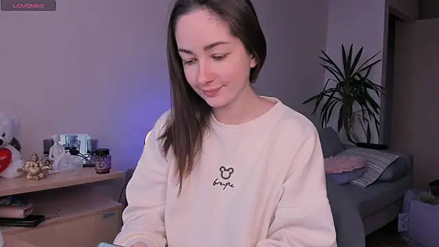 cClandesTina online show from 5, 12, 2024