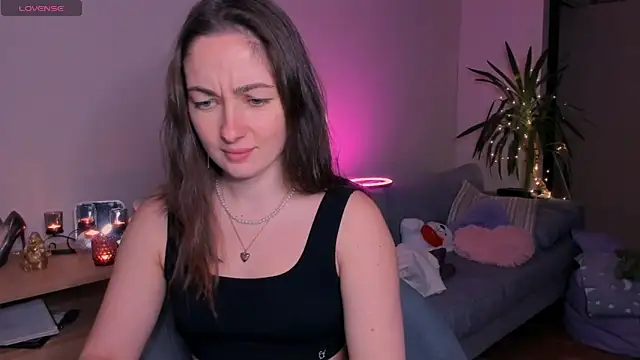 cClandesTina online show from 8, 12, 2024