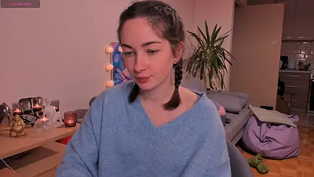 cClandesTina online show from 12, 12, 2024