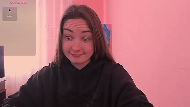 cClandesTina online show from 4, 3, 2025