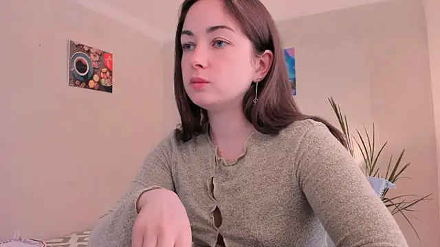 cClandesTina online show from 19, 9, 2025