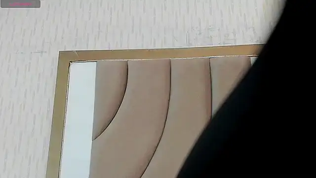 ThyaraJhons online show from 3, 3, 2025