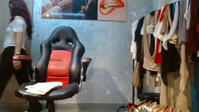 Samantabrown  online show from 13, 3, 2026