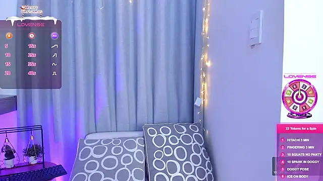 Lucyortiz  online show from 24, 12, 2024